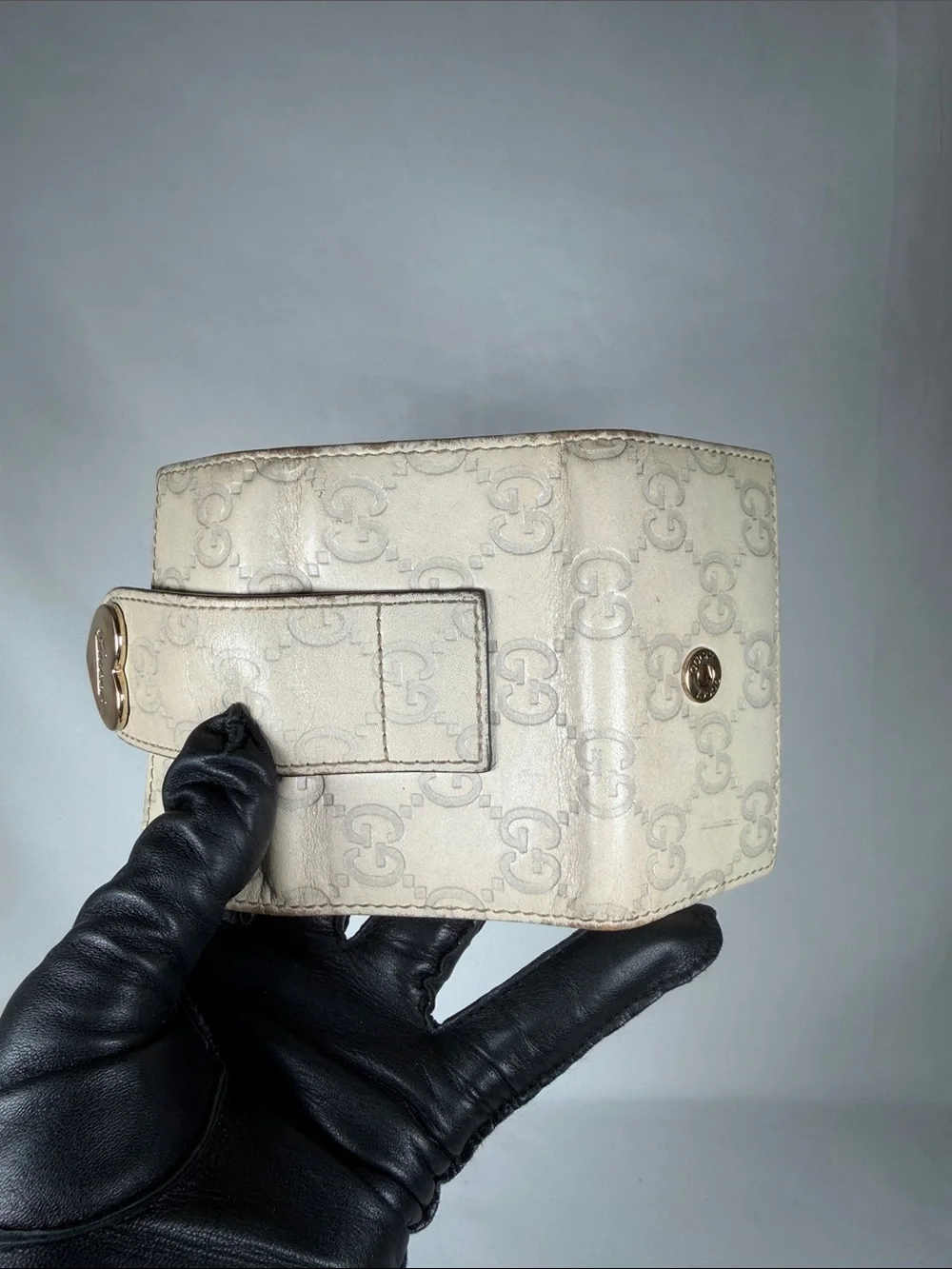 Authentic Gucci Cream GG Monogram Wallet with Gold Heart